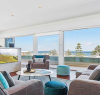 Perpendicular Penthouse - modern beachside apartment - New Castle Holiday