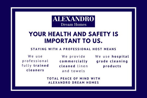 Pet Friendly Home - Pool & Parking - Tennis Court - New Castle Holiday 1