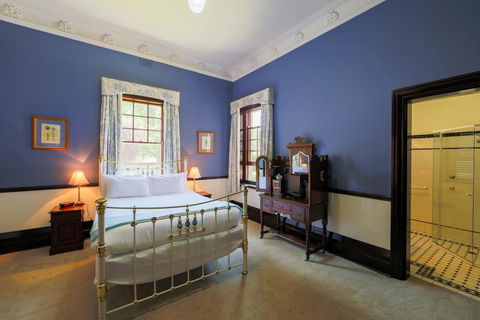 Petersons Armidale Winery And Guesthouse - New Castle Holiday 2