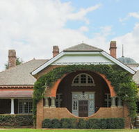 Petersons Armidale Winery and Guesthouse - New Castle Holiday