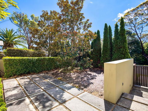 Piana Apartment Two :: Jervis Bay Rentals - New Castle Holiday 1