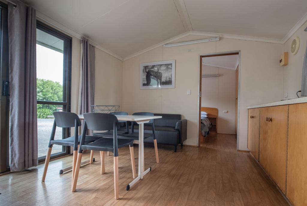 Moorak SA New Castle Holiday