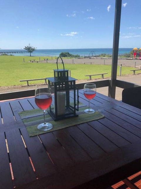 Pine View Holiday Rental - New Castle Holiday 3