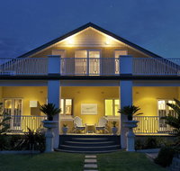 Plantation House at Whitecliffs Bed and Breakfast - New Castle Holiday