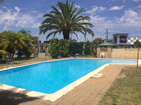 Platinum Motel - New Castle Holiday 1