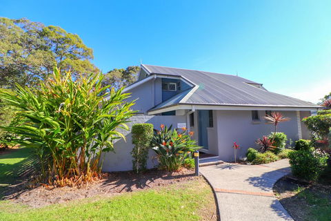 Plover Deluxe Resort Villa - New Castle Holiday 0