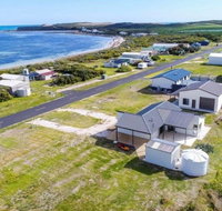 Plovers Rest at Cape Douglas - New Castle Holiday