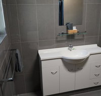 Point Stuart Wilderness Lodge - New Castle Holiday