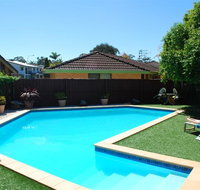 Port O'Call Motel - New Castle Holiday