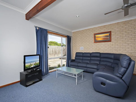 Portside - New Castle Holiday 0