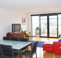 POSITION PERFECT CENTRAL INVERLOCH - New Castle Holiday