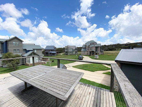 Powderkeg-DPA - New Castle Holiday 2