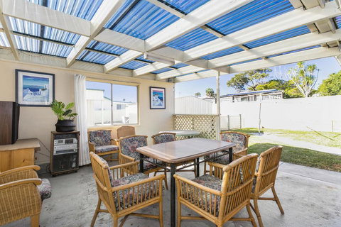 Powell 1A - New Castle Holiday 0