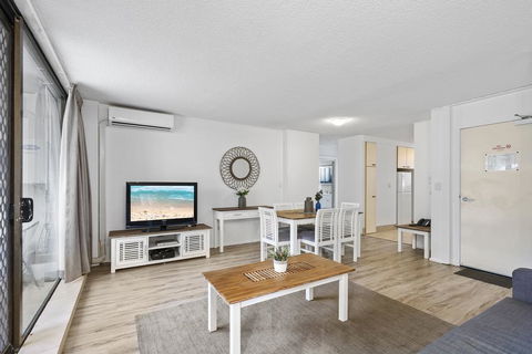 President Apartments - We Accommodate - New Castle Holiday 0