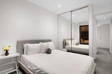 Prima Short Stays - New Castle Holiday 0