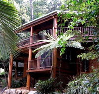 Private Rainforest Retreat with lagoon style pool - New Castle Holiday