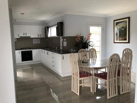 Private Studio - New Castle Holiday 1