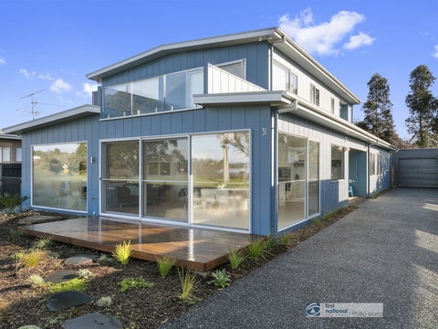 Pukeko Beach House, Rhyll - New Castle Holiday 0