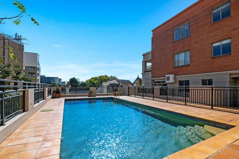 Quality Apartments Camperdown - New Castle Holiday 2