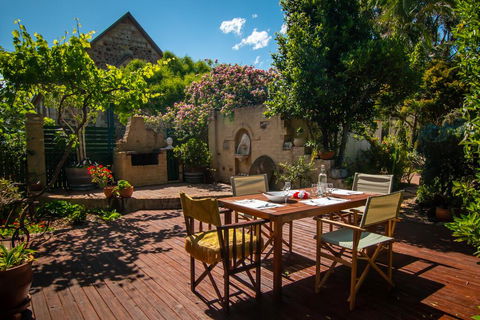 Queen Bee Cottage, Milton - New Castle Holiday 1