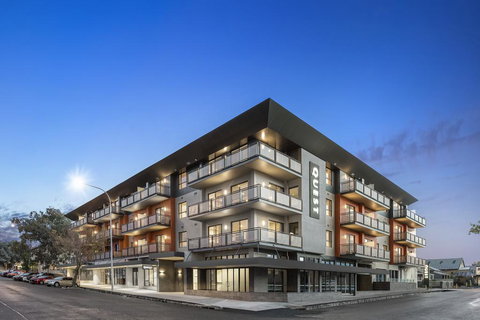 Quest Orange - New Castle Holiday 0