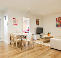 Quiet Comfort in South Yarra - New Castle Holiday