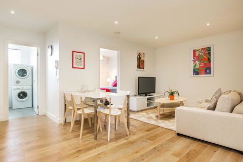Quiet Comfort In South Yarra - New Castle Holiday 0