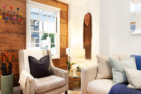 Quiet Family Home With Garden Courtyard Near Cafes - New Castle Holiday 3