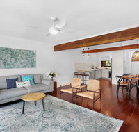 Quiet Waterfront Retreat in Family Neighbourhood - New Castle Holiday