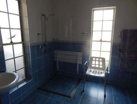 R On The Downs BnB & Cottages - New Castle Holiday 3