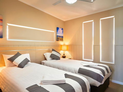 RAC Cervantes Holiday Park - New Castle Holiday 3