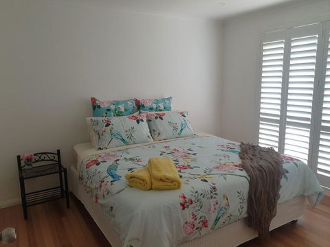 Race Course Apartments - New Castle Holiday 2