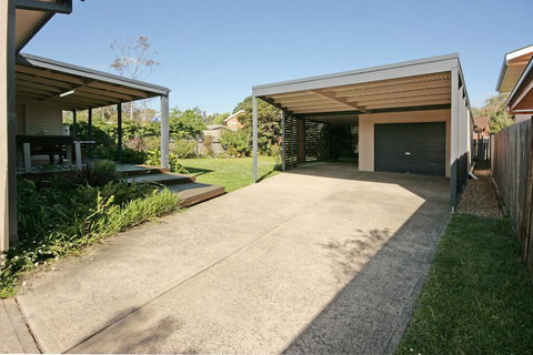 Rackham 12 - New Castle Holiday 2