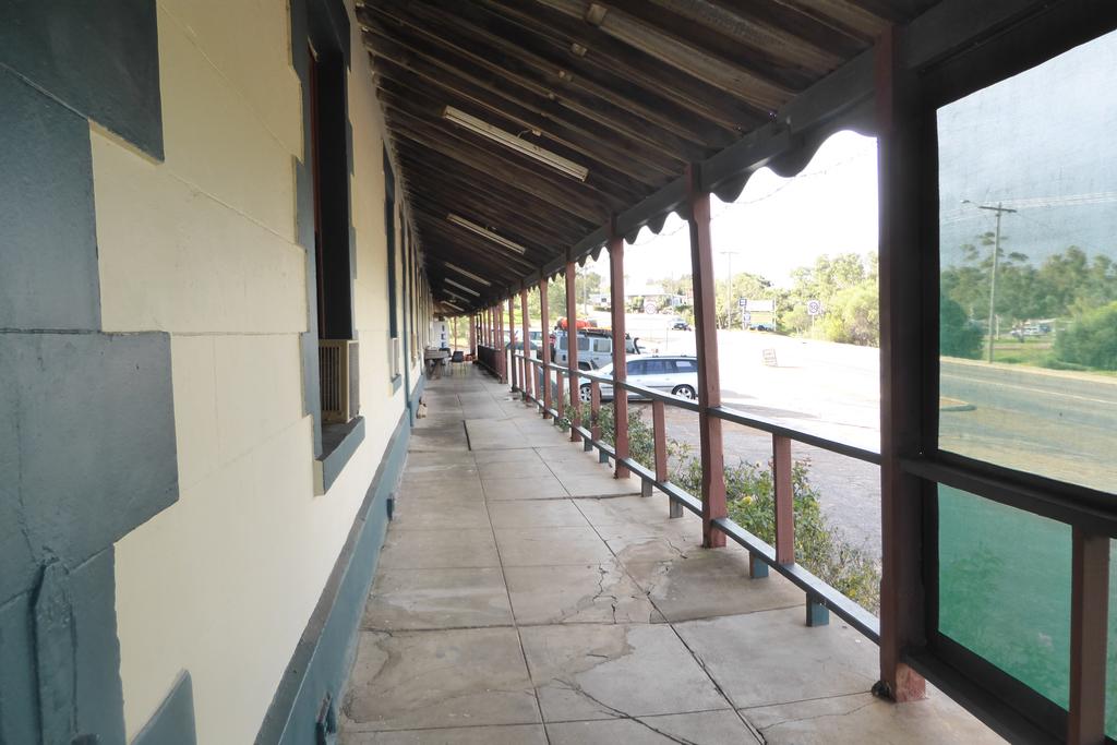 Muckenburra WA New Castle Holiday