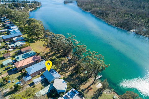 Rakali Cottage Lake Conjola - New Castle Holiday 1