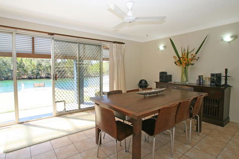 Ranu House - Waterfront - New Castle Holiday 2