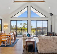 Ravensbourne Escape- Stella Luna - New Castle Holiday