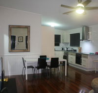 Redland BayBreeze - New Castle Holiday