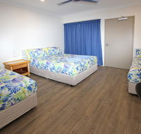Reef Gardens Motel - New Castle Holiday