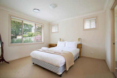 Refresham - New Castle Holiday 1