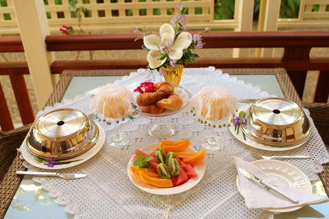 Reid's Place - New Castle Holiday 2