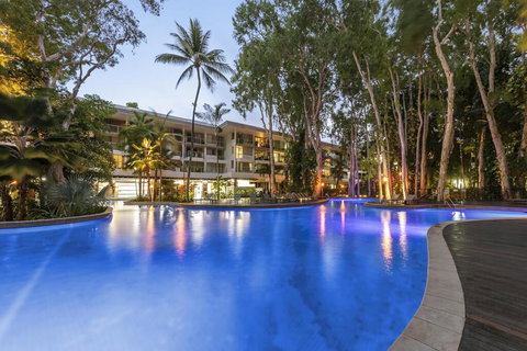 Relax In Palm Cove - New Castle Holiday 2