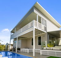 Relax in style Peregian Beach - New Castle Holiday