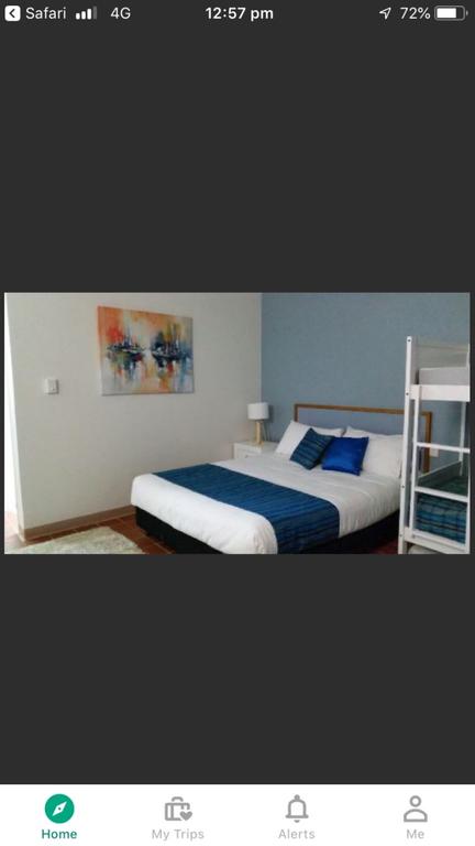 Resort Living - New Castle Holiday 0