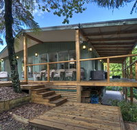 Ribbon Gum Lodge - New Castle Holiday