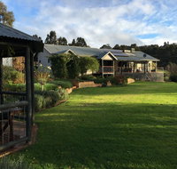 Rickaty on Blackwood - New Castle Holiday