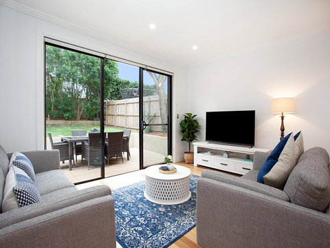 RIPPLES-hosted By:L'Abode Accommodation - New Castle Holiday 2