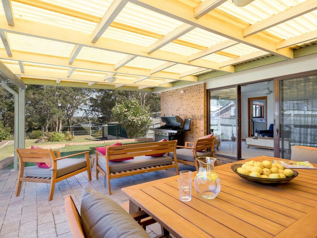 Orient Point NSW New Castle Holiday