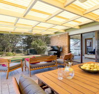 Rita Mae's on the river - relax and recharge - New Castle Holiday