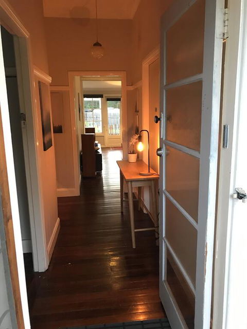 River Cottage - Boutique Accommodation - New Castle Holiday 2